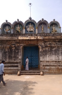 நற்றுணையப்பர் கோவில் நுழைவாயில்