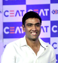 Ravichandran Ashwin (cropped).jpg