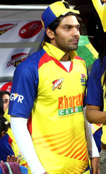 Arya viewing CCL match, India.jpg