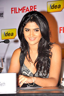 Deeksha 59th filmfare awards(south) press meet3.jpg