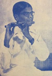 T.R.Mahalingam Flautist.jpg