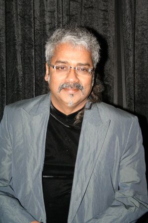 Hariharan 2007 - still 27184.jpg