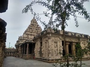 Kanchi kailasanathar temple4.jpg