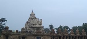 Kanchi kailasanathar temple1.jpg