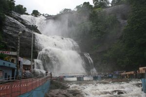 Courtallam falls.jpg