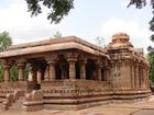 Jain Narayana temple1 at Pattadakal.jpg