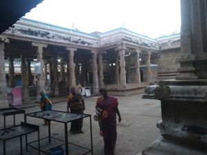 Tiruvathavur tirumarainathar temple5.jpg