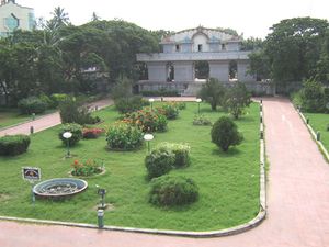 ValluvarKottam Park.jpg