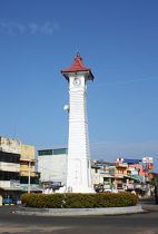 படிமம்:Batticaloa Clock Tower.JPG