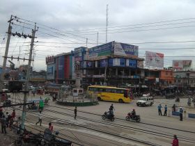 படிமம்:Muktinath Chowk, Birtamod.jpg